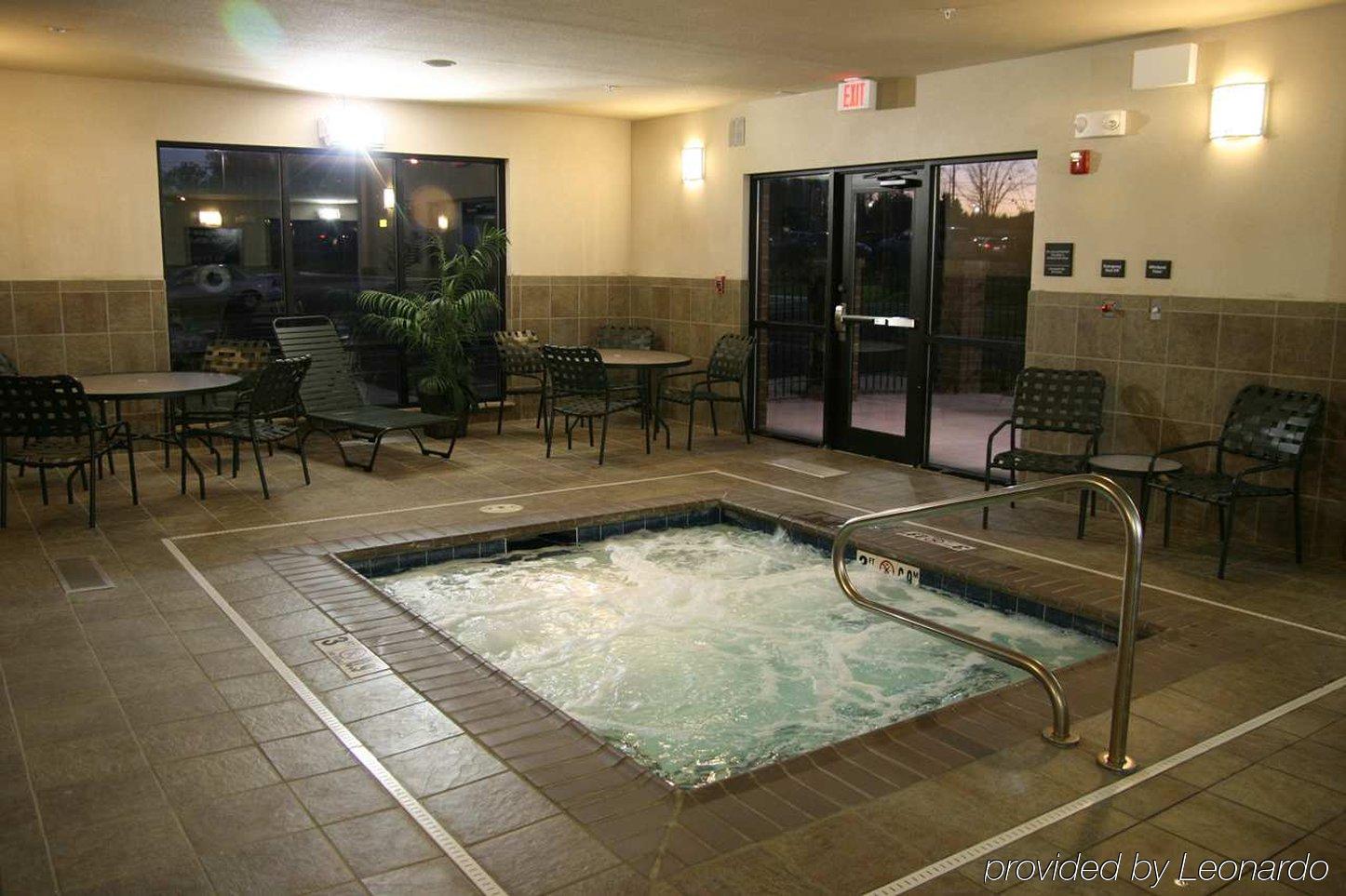 Hampton Inn & Suites New Castle, Pa Servizi foto