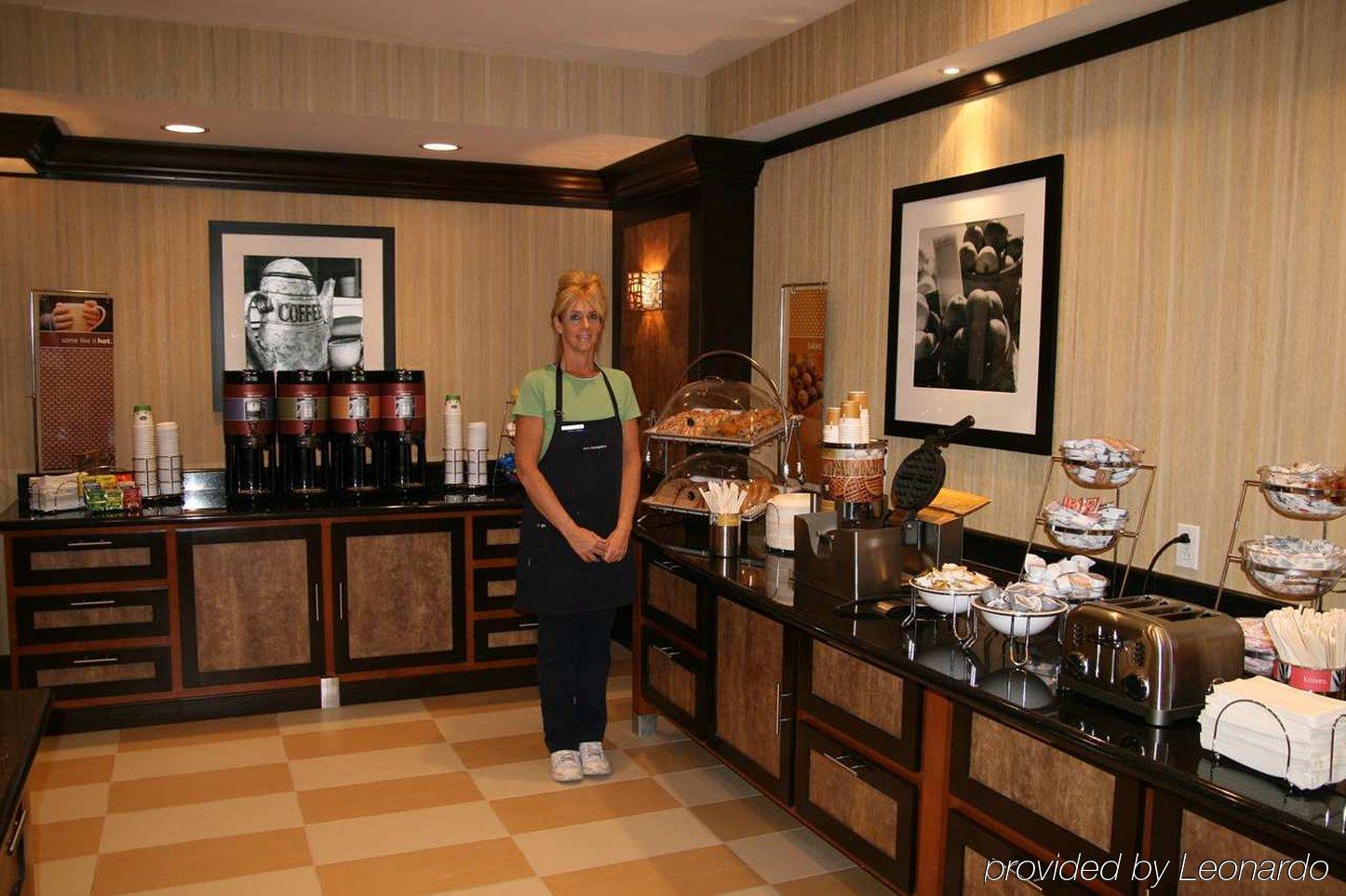 Hampton Inn & Suites New Castle, Pa Ristorante foto